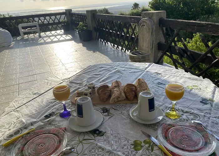 D'hotes Chez Tania Et Benoit Oda ve Kahvaltı